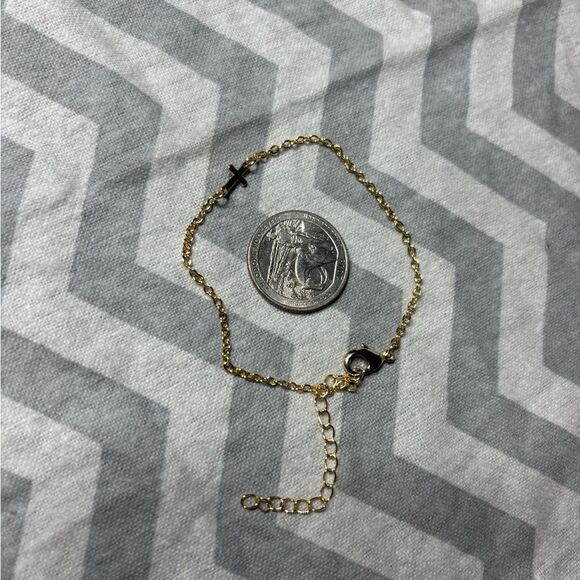 New! Gold Tone Dainty Cross Bracelet Lobster Clasp & Extension - Picture 4 of 4